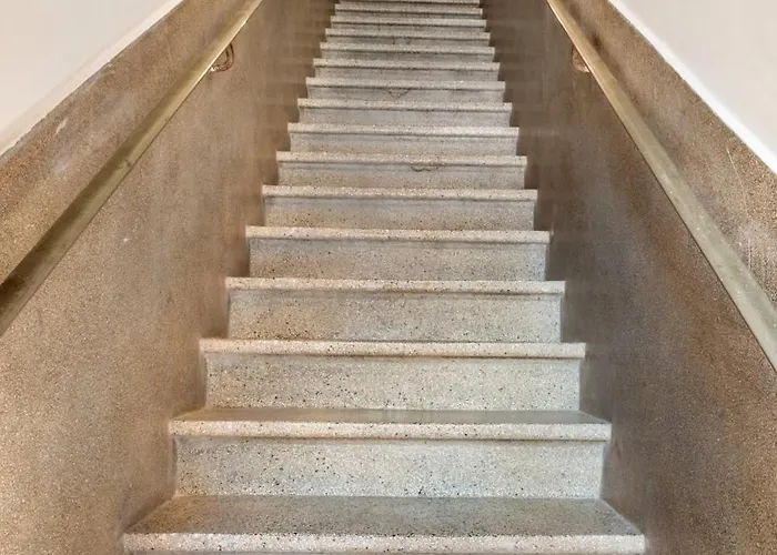 Au Qui Dort - Gare 3* Lilla